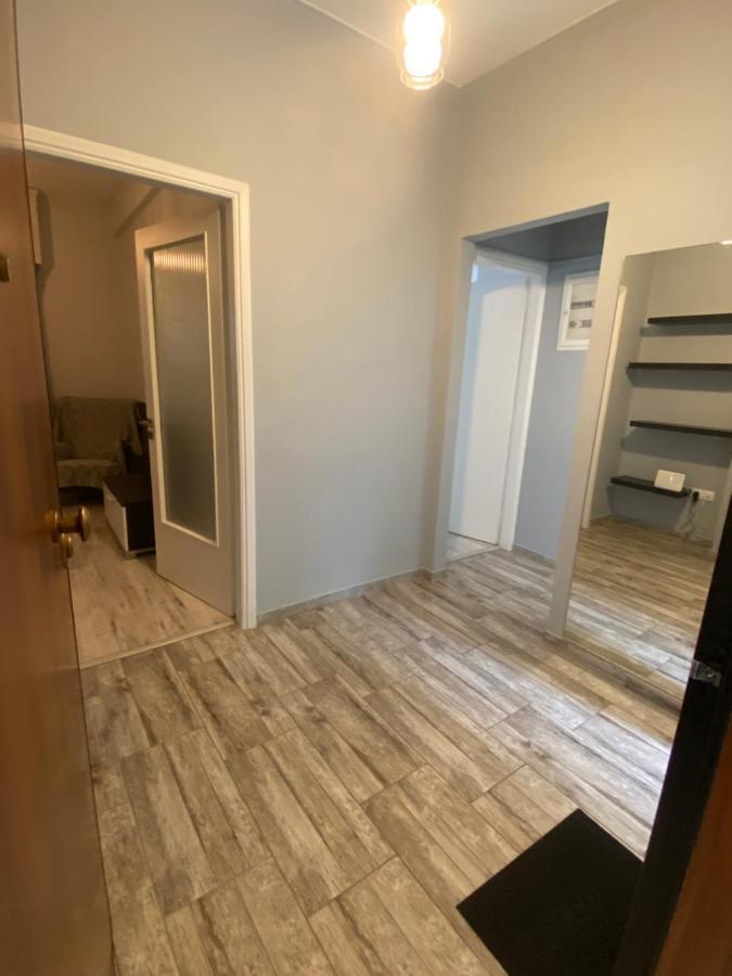 Lovely Apartment/1Bedroom Next To Metro Aten Exteriör bild